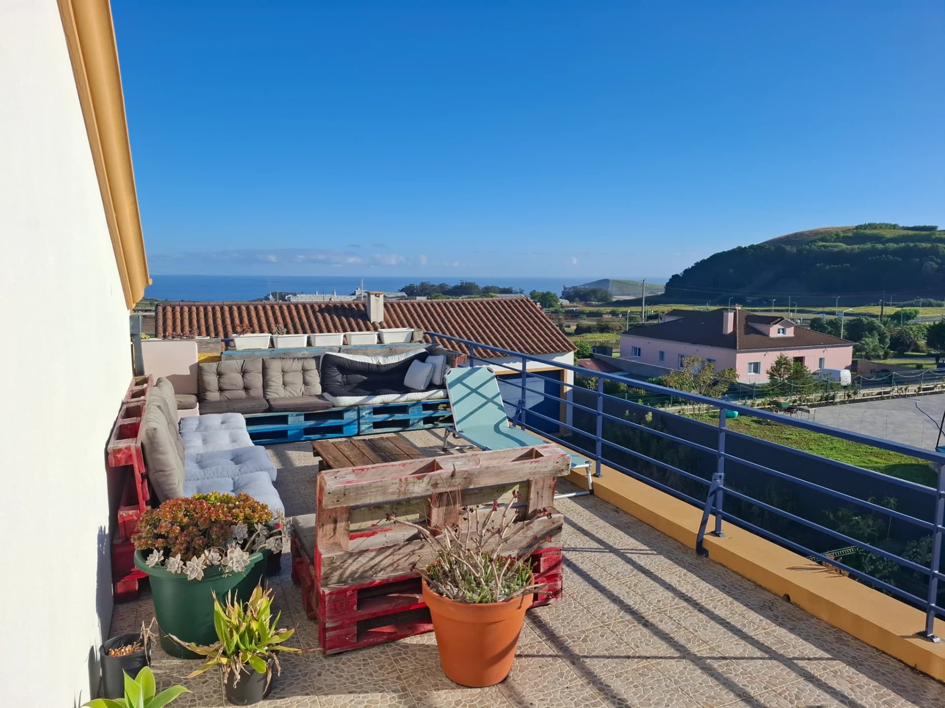 COLIVING AM VULKAN AUF DEN AZOREN photo